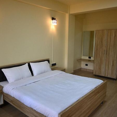 Treetops Residency Shillong Extérieur photo
