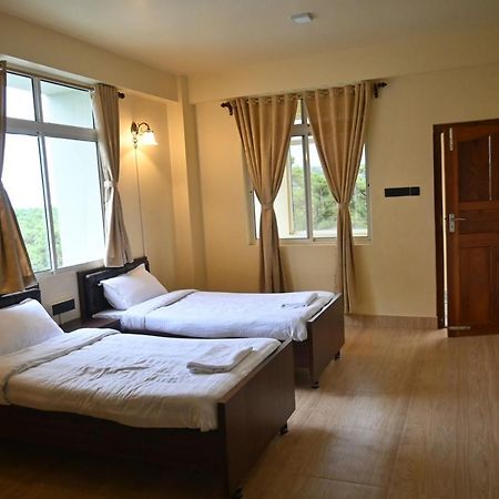 Treetops Residency Shillong Extérieur photo