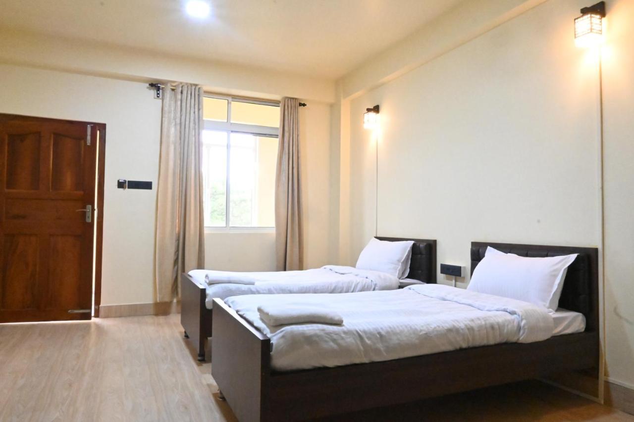 Treetops Residency Shillong Extérieur photo